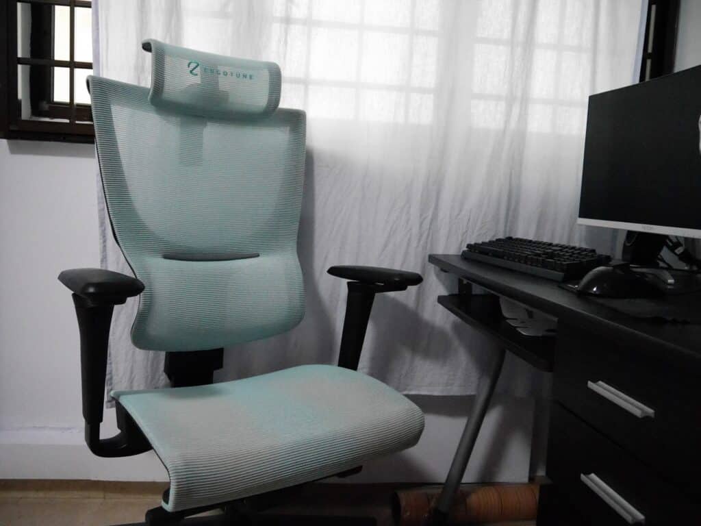 The ErgoTune Supreme: The best mesh gaming chair for streamers