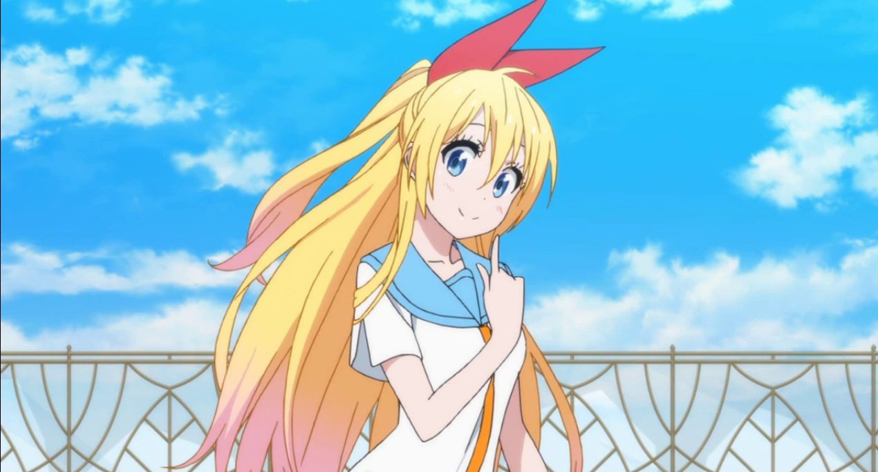 Nisekoi tsundere Chitoge in a harem anime screenshot